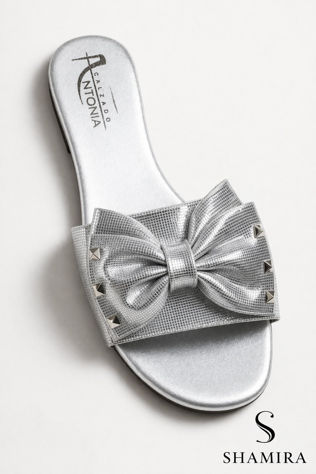 Sandalia Lazo con Tachones - Plateada